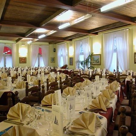 Hotel La Cupola 诺瓦拉 外观 照片