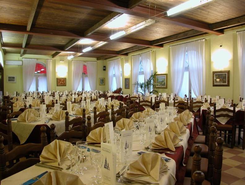 Hotel La Cupola 诺瓦拉 外观 照片